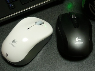 Image:20090118LogitechV470.jpg